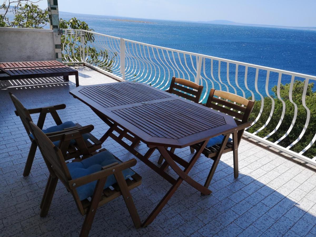 Apartments Bassi Stara Baška エクステリア 写真