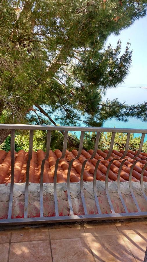 Apartments Bassi Stara Baška エクステリア 写真