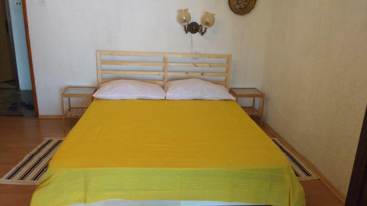 Apartments Bassi Stara Baška エクステリア 写真