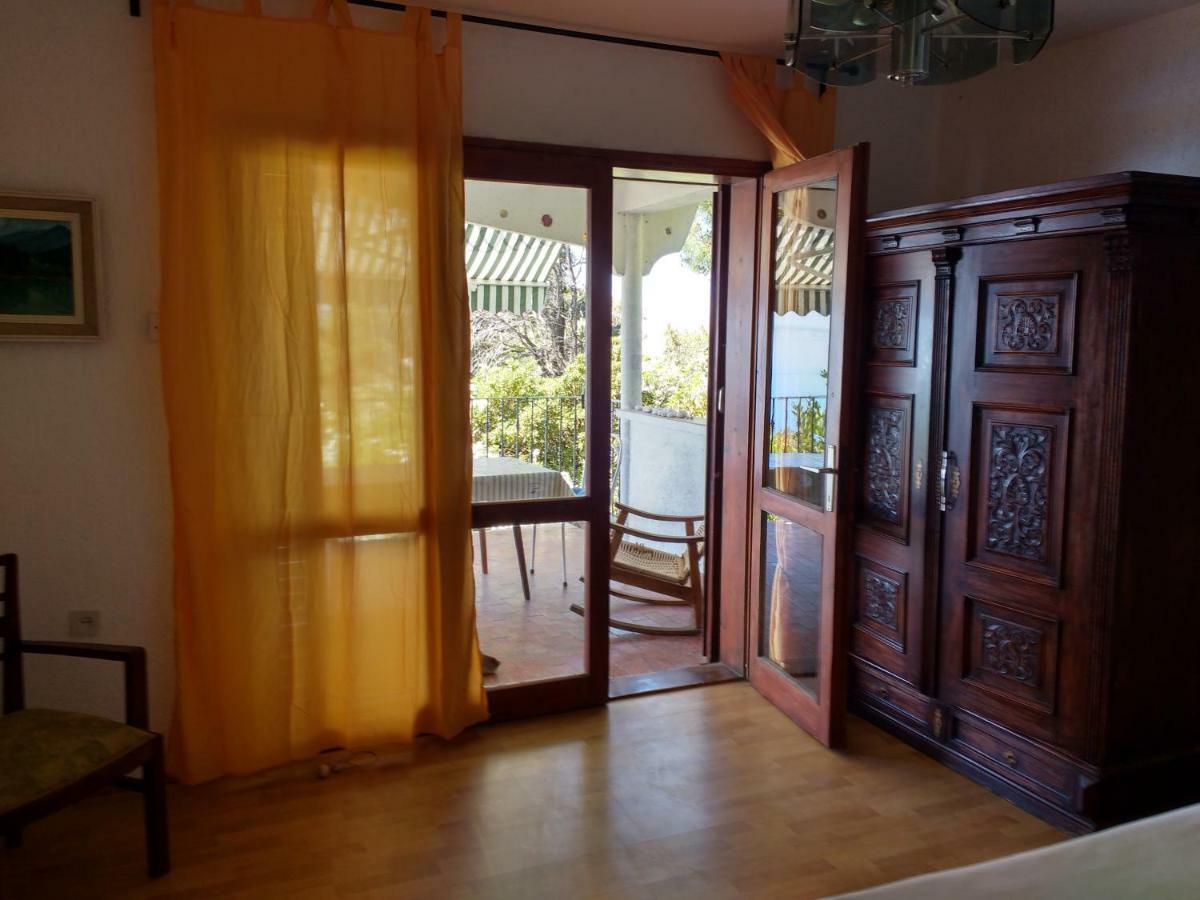 Apartments Bassi Stara Baška エクステリア 写真